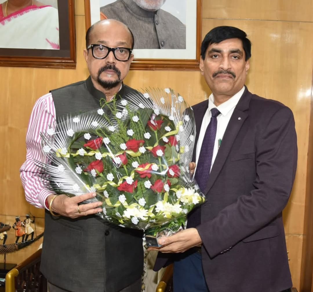 The Hon’ble Vice Chancellor and Registrar had a formal meeting with the Hon’ble Governor of Chhattisgarh.