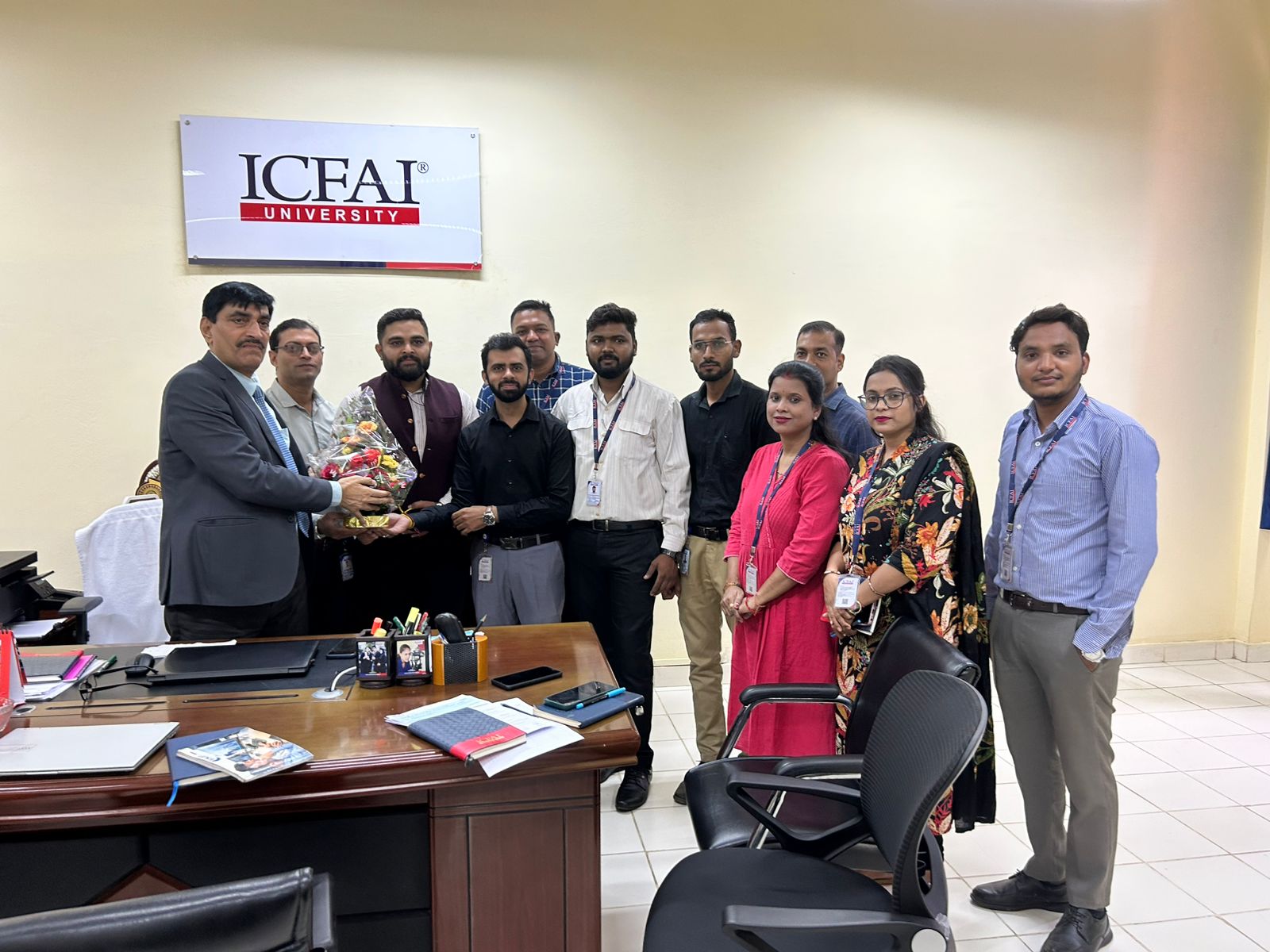 Marketing Team Welcomes Hon’ble Vice Chancellor Prof. (Dr.) Shiv Dayal Pandey
